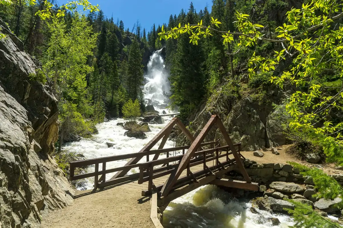 Fish Creek Falls